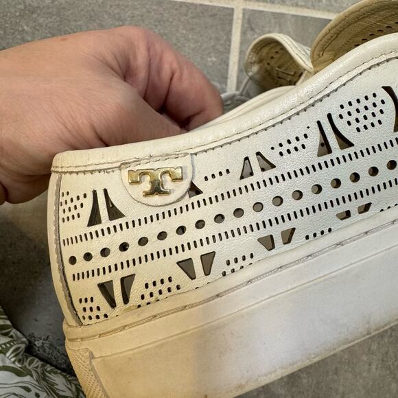 EUC Tory Burch Roselle Laser Cut Leather Slip On Sneakers Size 10 - Picture 2 of 10